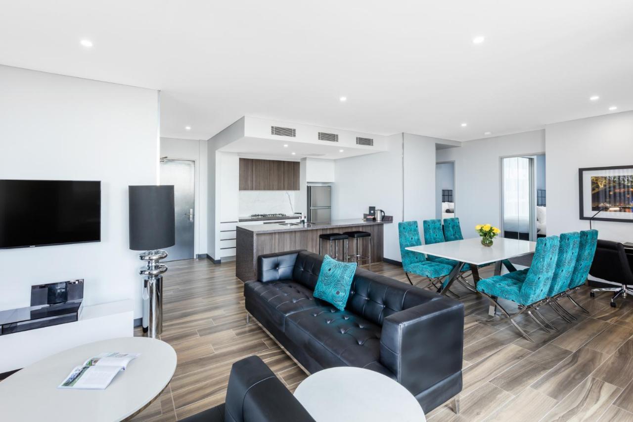 Meriton Suites Chatswood Sydney Exterior photo A typical apartment at the hotel