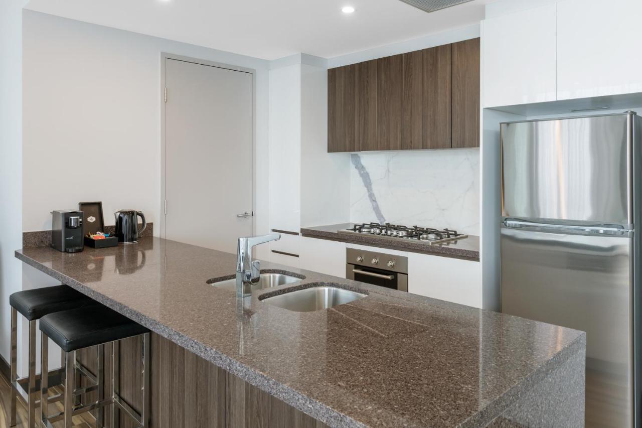 Meriton Suites Chatswood Sydney Exterior photo A kitchen in a typical apartment