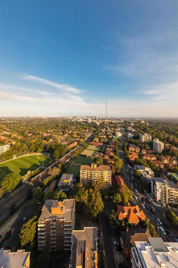 Meriton Suites Chatswood Sydney Exterior photo Aerial view of the suburb